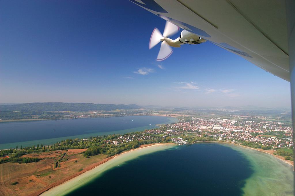 拜耶里斯彻酒店 林道 外观 照片 View of the town from the air